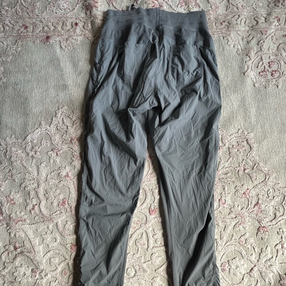 lululemon athletica Gray Ankle Pants